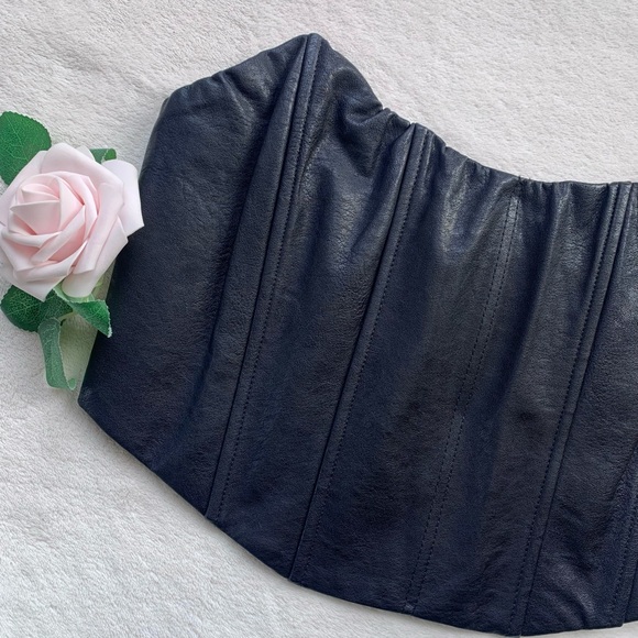 White Fox Boutique Strapless Faux Leather Bustier Crop Top - Picture 2 of 8